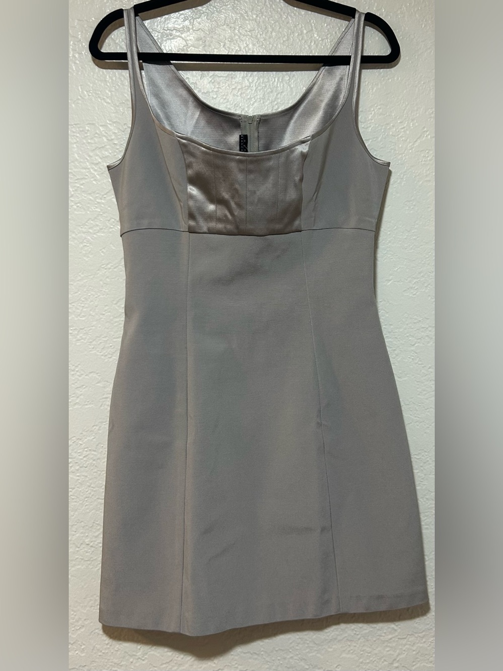 NWT Maria Bianca Nero Sleek Silver Sleeveless Sheath Dress